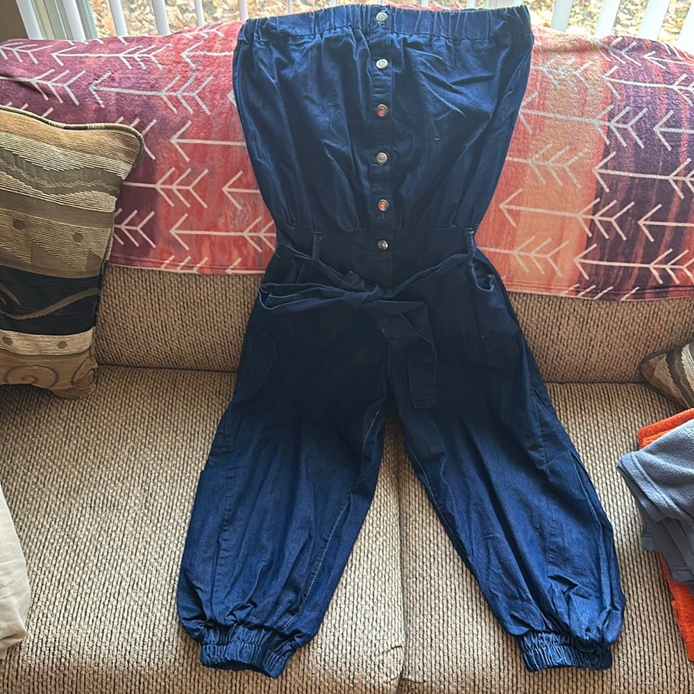 XL sleeveless romper